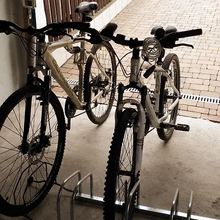 Semesterbostad Brit *